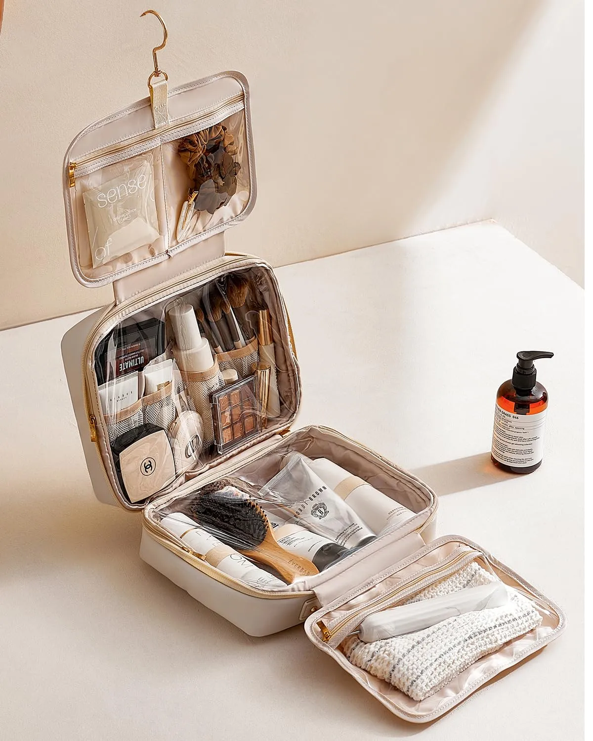 EACHY Toiletry Bag with Hanging Hook, Travel Makeup Bag PU Leather Cosmetic Bags for Women Make Up Organizer with 4 Compartments Waterproof Full-Size Portable Travel Essentials (Berige)